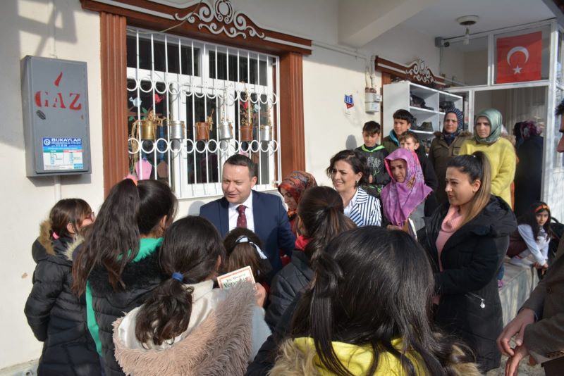 Kaymakamımız Yücel Erdem Şabaniye Mahallesi Şamran Aile Destek Merkezlerini Ziyaret Etti