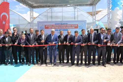 Kaymakamımız Türkman, Edremit Belediyesi Bitkisel Üretim Merkezi Sera Açılışı ve Fide Dağıtım Programına Katıldı