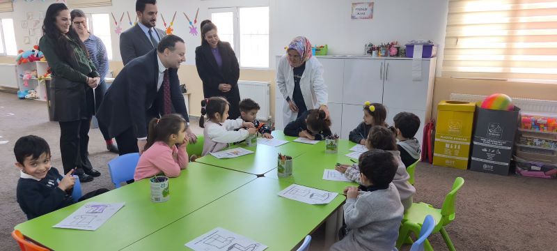 Kaymakamımız Yücel Erdem, Esentepe Aile Destek Merkezini Ziyaret Etti
